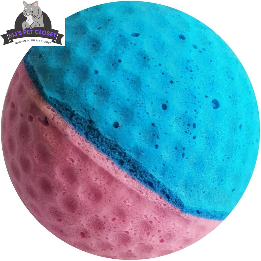 Playtime just got a whole lot cuter with our Mini Cat Foam Soccer Balls! 🐾🎉 Perfect for your furry friend! 🐱💚💙 #CatToys #PetPlaytime